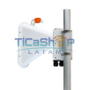WisNetworks X6-H18 - 5.9-7.125G radio blindada Wi-Fi 6E radio con antena tipo bocina asimétrica aislada